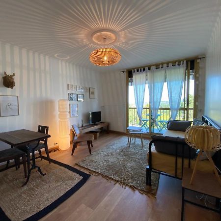 Studio Equipee Et Balcon Avec Vue Degagee Montrichard Eksteriør billede