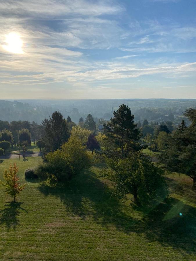 Studio Equipee Et Balcon Avec Vue Degagee Montrichard Eksteriør billede